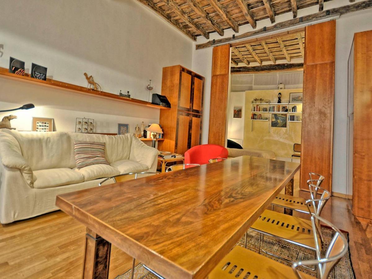 Terrace Governo Vecchio Roma